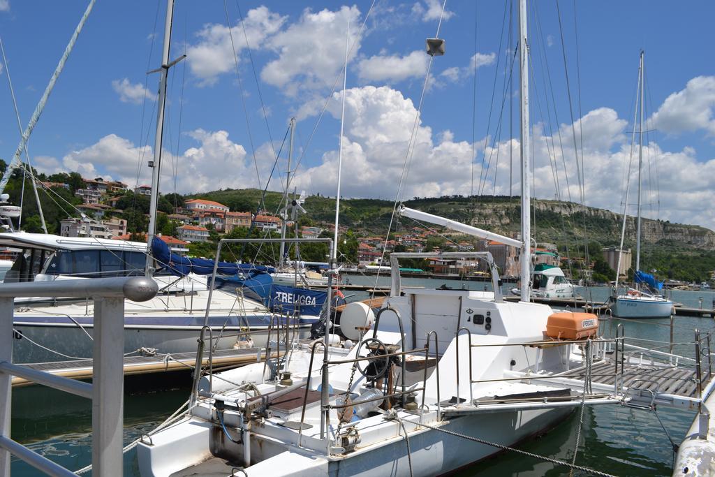 Family Hotel Magnolia Balchik Exterior foto