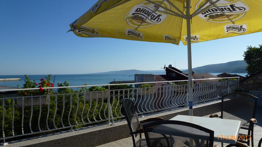 Family Hotel Magnolia Balchik Quarto foto