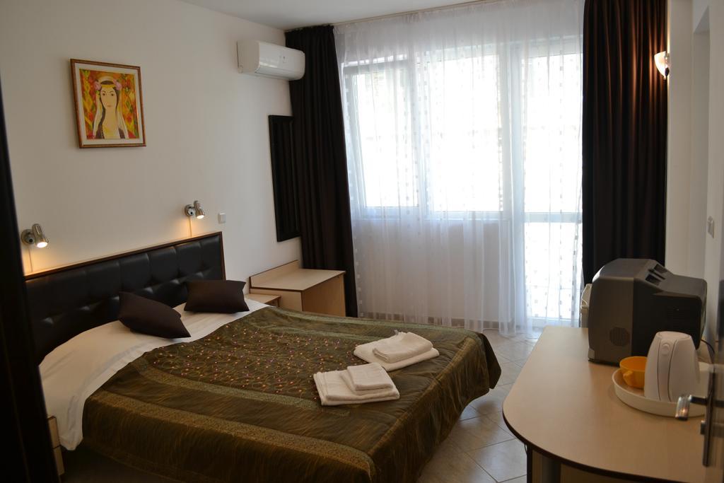 Family Hotel Magnolia Balchik Exterior foto
